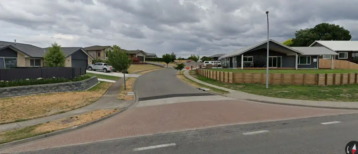 Ennisclare Place - Mt Herbert Road